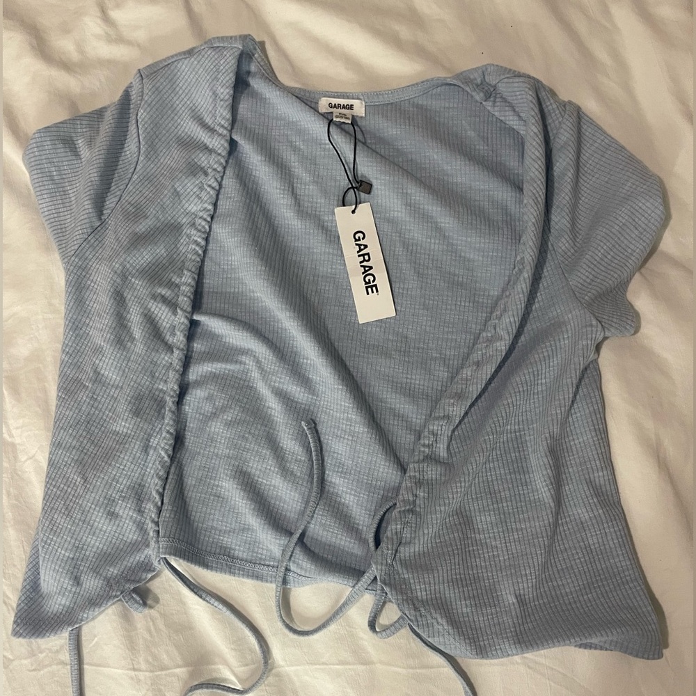 Garage-Brand new tie up shirt size small